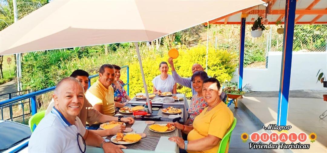 ᒍᑌᕼᗩᒪᑌ Hotel Jericoc  Eksteriør billede